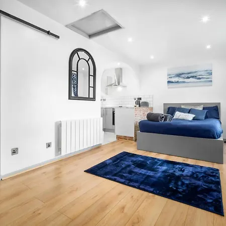 Luxury Cosy Apartment Birmingham Exterior photo